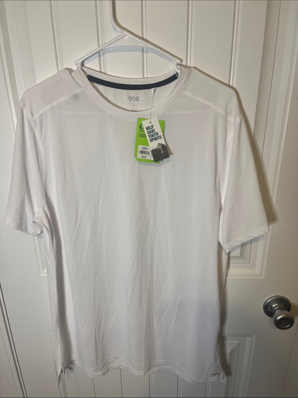 DSG Men’s White Short-Sleeve Performance Tee